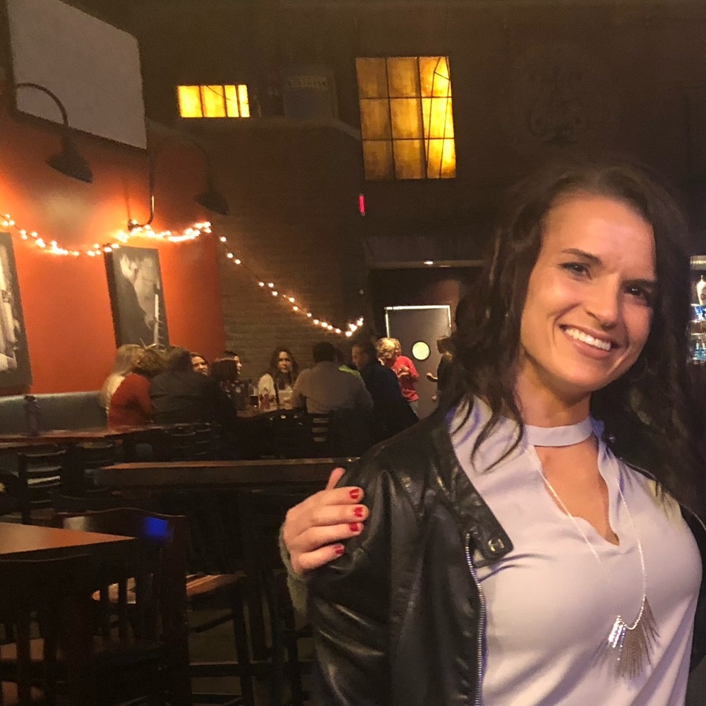 Meet your Posher, Shawna